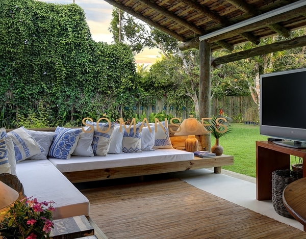 Linda casa de 327m² à venda no Condomínio Altos de Trancoso - Trancoso/BA.