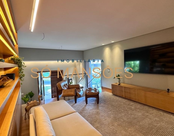 CASA À VENDA REFORMADA NO ALPHAVILLE LAGOA DOS INGLESES - OPORTUNIDADE ÚNICA!