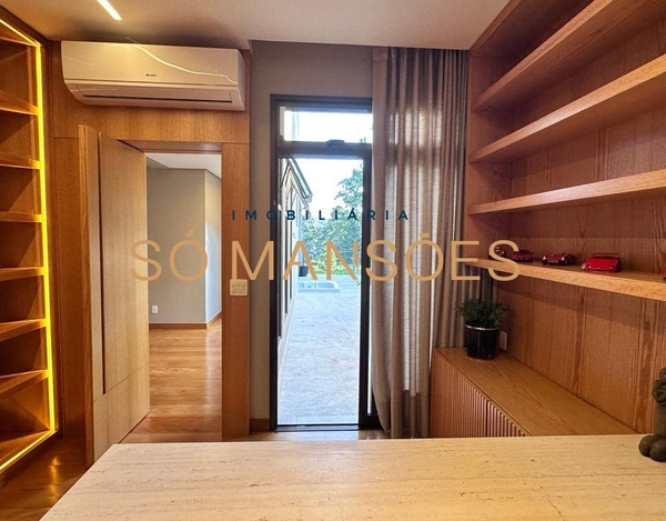 CASA À VENDA REFORMADA NO ALPHAVILLE LAGOA DOS INGLESES - OPORTUNIDADE ÚNICA!