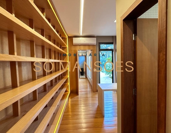 CASA À VENDA REFORMADA NO ALPHAVILLE LAGOA DOS INGLESES - OPORTUNIDADE ÚNICA!