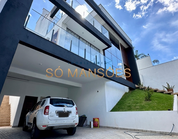 Linda casa de 371m² à Venda no Bairro São Bento - Belo Horizonte/MG.