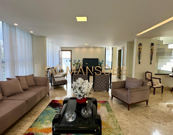 Casa de Alto Padrão de 371 m² à Venda com 2 Suítes e Spa no São Bento, Belo Horizonte - MG