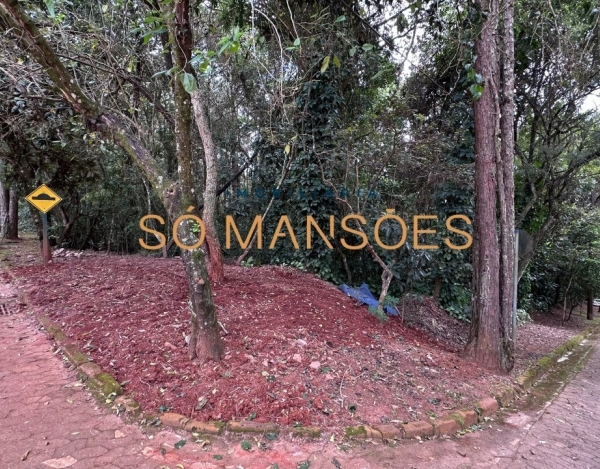 Lote de 1.100 m² à Venda com Projeto Aprovado no Bosque da Ribeira, Nova Lima - MG