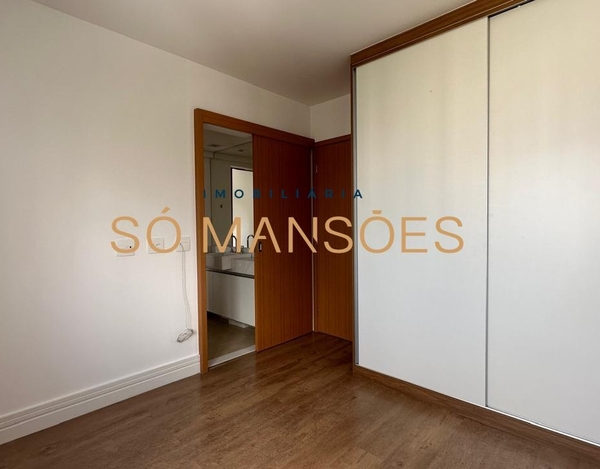 EXCELENTE APARTAMENTO COM 163M² DISPONÍVEL PARA VENDA NO BAIRRO VALE DO SERENO. 