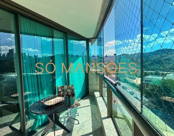 Apartamento de Alto Padrão de 321 m² à Venda com 4 Suítes e Spa no Vale dos Cristais, Nova Lima - MG