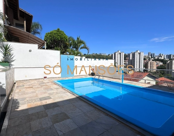Casa Exclusiva de 398 m² à Venda com 3 Suítes e Vista Deslumbrante no Santa Lúcia, Belo Horizonte - MG