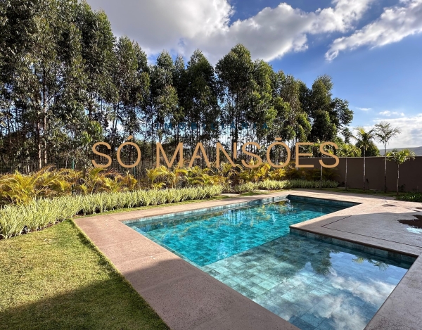 Casa de Luxo de 550 m² à Venda com 4 Suítes e Piscina Aquecida no Alphaville - Lagoa dos Ingleses, Nova Lima - MG