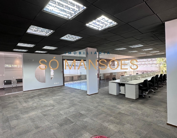 CASA COMERCIAL COM EXCELENTE LOCALIZAÇÃO À VENDA NO BAIRRO CIDADE JARDIM