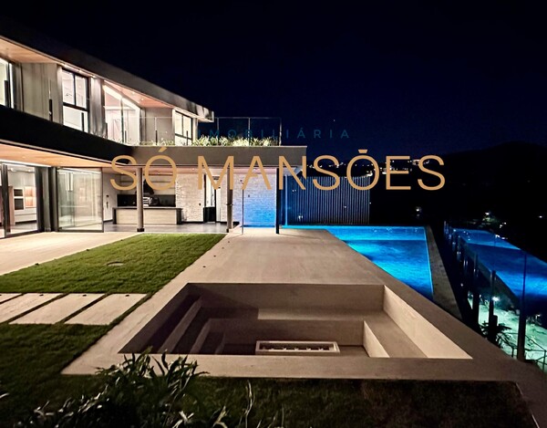 VALE DOS CRISTAIS - CASA À VENDA EM NOVA LIMA