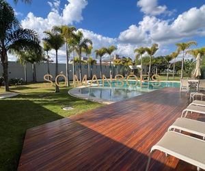 MAGNÍFICA CASA À VENDA NO ALPHAVILLE: UMA OPORTUNIDADE ÚNICA!