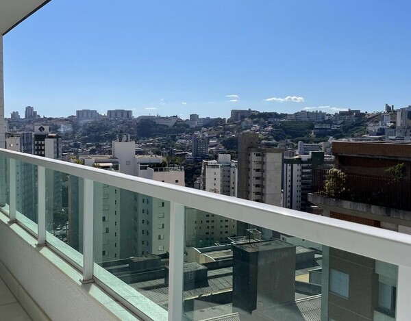 APARTAMENTO 4 QUARTOS EM PRÉDIO COM ESTRUTURA DE LAZER COMPLETA