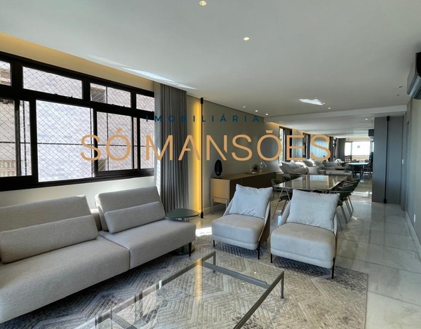 APARTAMENTO DE LUXO 100% REFORMADO COM EXCELENTE LOCALIZAÇÃO!