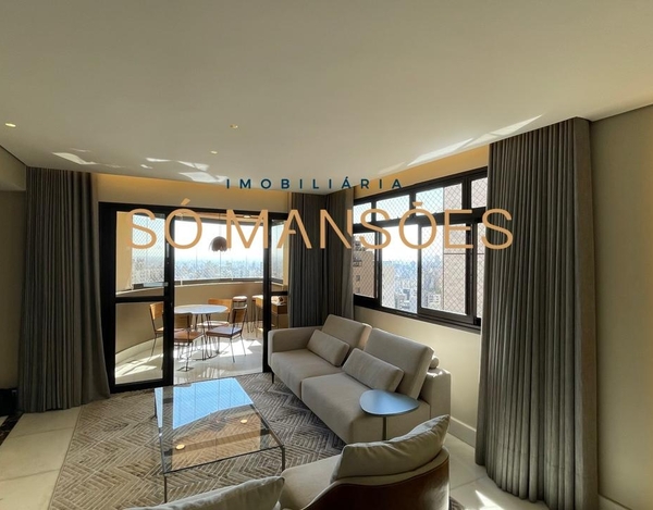 APARTAMENTO DE LUXO 100% REFORMADO COM EXCELENTE LOCALIZAÇÃO!