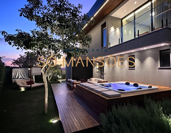 CASA DOS SONHOS NO QUINTAS DO SOL - LUXO, TECNOLOGIA E SOFISTICAÇÃO EM CADA DETALHE, COM VISTA PRIVILEGIADA E INTEGRAÇÃO COMPLETA COM A NATUREZA.