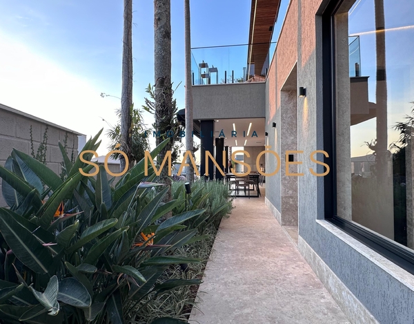 CASA DOS SONHOS NO QUINTAS DO SOL - LUXO, TECNOLOGIA E SOFISTICAÇÃO EM CADA DETALHE, COM VISTA PRIVILEGIADA E INTEGRAÇÃO COMPLETA COM A NATUREZA.