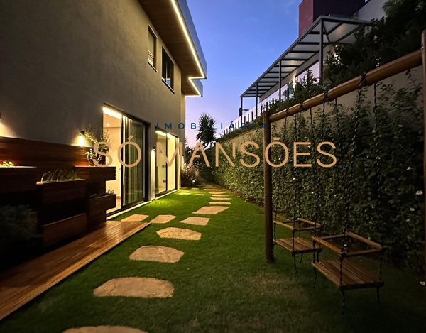 CASA DOS SONHOS NO QUINTAS DO SOL - LUXO, TECNOLOGIA E SOFISTICAÇÃO EM CADA DETALHE, COM VISTA PRIVILEGIADA E INTEGRAÇÃO COMPLETA COM A NATUREZA.