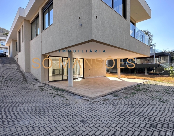 Casa de Luxo de 463 m² à Venda com 4 Suítes e Vista Deslumbrante no Quintas do Sol, Nova Lima - MG