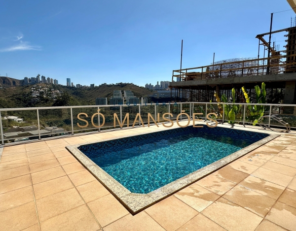 Casa de Luxo de 395 m² à Venda com 2 Suítes e Vista Espetacular no Vale dos Cristais, Nova Lima - MG