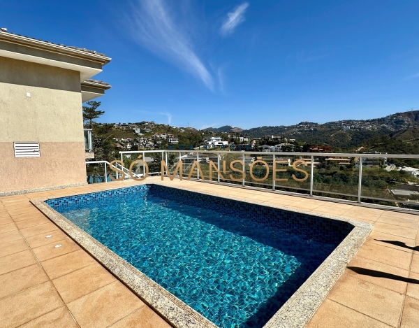 Casa de Luxo de 395 m² à Venda com 2 Suítes e Vista Espetacular no Vale dos Cristais, Nova Lima - MG