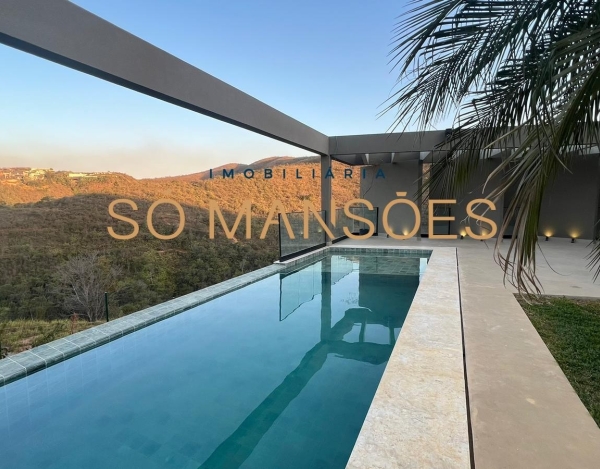 Casa de Luxo de 488 m² à Venda com 3 Suítes e Vista Deslumbrante no Vila Del Rey, Nova Lima - MG