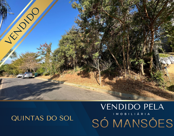 Lote plano de 800m² à venda no prestigiado condomínio Quintas do Sol