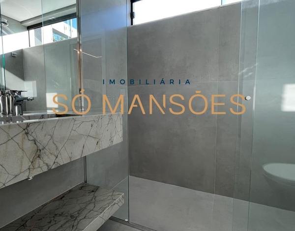 CASA À VENDA NO VALE DOS CRISTAIS / LUXO E INOVAÇÃO