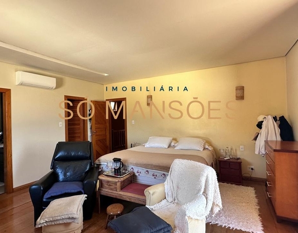 CASA A VENDA NO CONDOMÍNIO BOSQUE DO JAMBREIRO NOVA LIMA / VISTA PRIVILEGIADA 