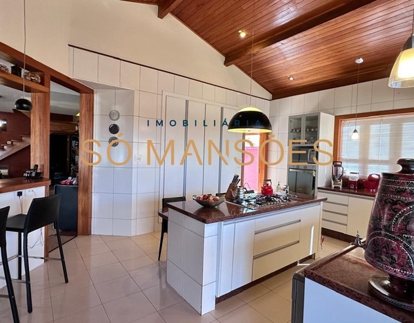 CASA A VENDA NO CONDOMÍNIO BOSQUE DO JAMBREIRO NOVA LIMA / VISTA PRIVILEGIADA 