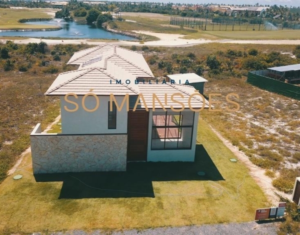Casa Espaçosa de 304 m² à Venda com 5 Suítes e Espaço Gourmet no Condomínio Víllas, Praia do Forte - BA