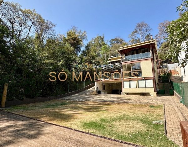 Casa de Alto Padrão de 234 m² à Venda com 3 Suítes e Espaço Gourmet no Quintas do Sol, Nova Lima - MG