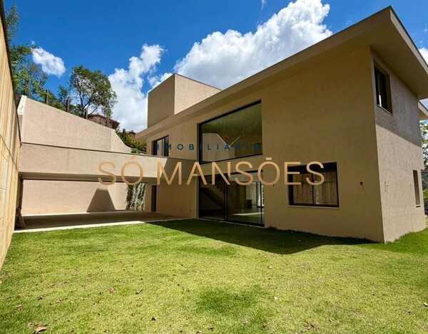 CASA DE 550 M² À VENDA NO CONDOMÍNIO VILA ALPINA – EM FASE FINAL DE CONSTRUÇÃO E COM VISTA DEFINITIVA.