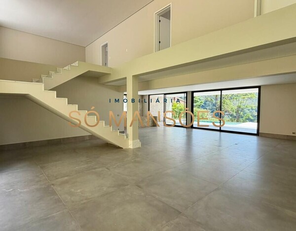 CASA DE 550 M² À VENDA NO CONDOMÍNIO VILA ALPINA – EM FASE FINAL DE CONSTRUÇÃO E COM VISTA DEFINITIVA.