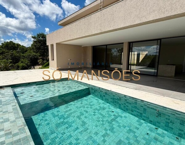 CASA DE 550 M² À VENDA NO CONDOMÍNIO VILA ALPINA – EM FASE FINAL DE CONSTRUÇÃO E COM VISTA DEFINITIVA.