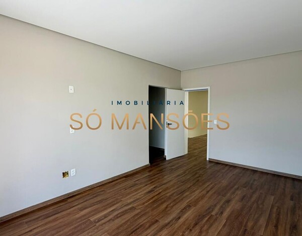 CASA DE 550 M² À VENDA NO CONDOMÍNIO VILA ALPINA – EM FASE FINAL DE CONSTRUÇÃO E COM VISTA DEFINITIVA.