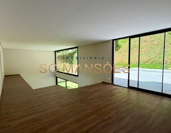 CASA DE 550 M² À VENDA NO CONDOMÍNIO VILA ALPINA – EM FASE FINAL DE CONSTRUÇÃO E COM VISTA DEFINITIVA.