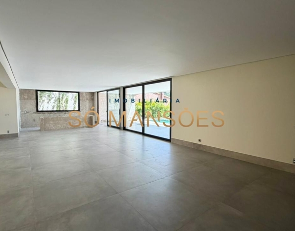 Casa com Ampla Garagem de 550 m² à Venda com 4 Suítes e Vista Definitiva no Vila Alpina, Nova Lima - MG