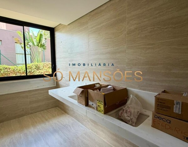 CASA DE 550 M² À VENDA NO CONDOMÍNIO VILA ALPINA – EM FASE FINAL DE CONSTRUÇÃO E COM VISTA DEFINITIVA.