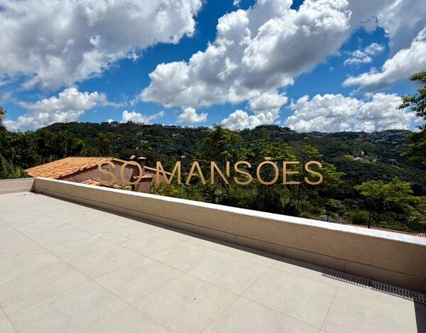 CASA DE 550 M² À VENDA NO CONDOMÍNIO VILA ALPINA – EM FASE FINAL DE CONSTRUÇÃO E COM VISTA DEFINITIVA.