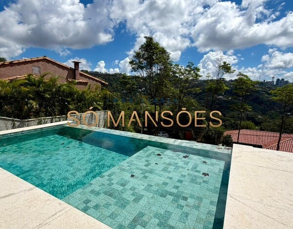 CASA DE 550 M² À VENDA NO CONDOMÍNIO VILA ALPINA – EM FASE FINAL DE CONSTRUÇÃO E COM VISTA DEFINITIVA.