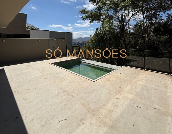 Casa Espaçosa de 347 m² à Venda com 4 Suítes e Home Theater no Quintas do Sol, Nova Lima - MG