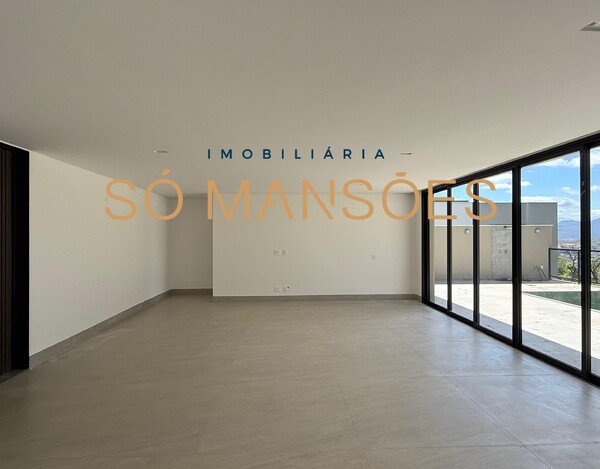 CASA EM CONSTRUÇÃO À VENDA  NO CONDOMÍNIO QUINTAS DO SOL NOVA LIMA /MG