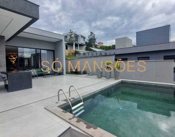 Casa Espaçosa de 311 m² à Venda com 4 Suítes e Piscina Aquecida no Alphaville - Lagoa dos Ingleses, Nova Lima - MG