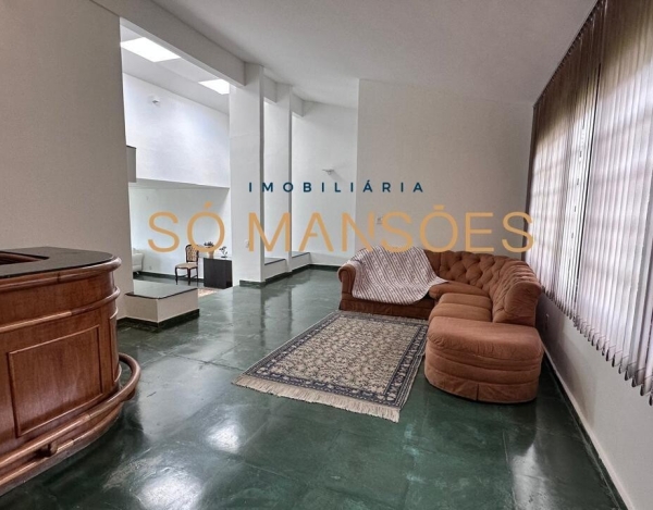 Casa de Alto Padrão de 546 m² à Venda com 2 Suítes e Espaço Gourmet no Mangabeiras, Belo Horizonte - MG