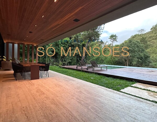 CASA À VENDA NO CONDOMÍNIO VILA DEL REY 