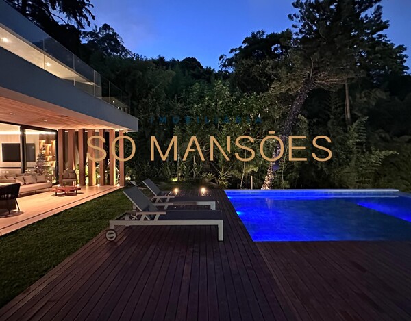 CASA À VENDA NO CONDOMÍNIO VILA DEL REY 