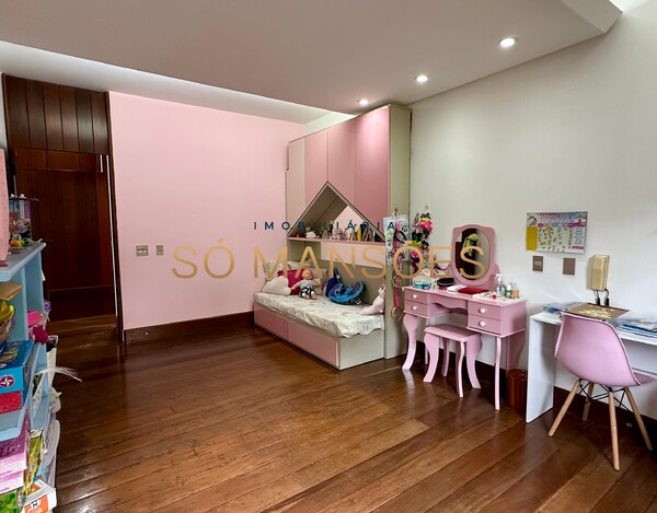 Casa de 689m² à venda no Mangabeiras - BH/MG.