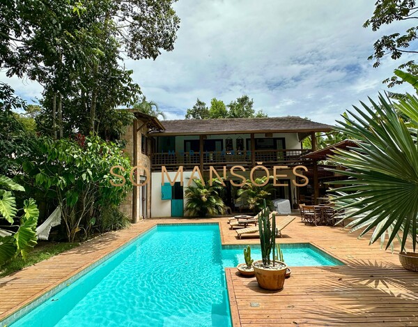 Casa à Venda no Condomínio Coqueiral – Trancoso/BA.