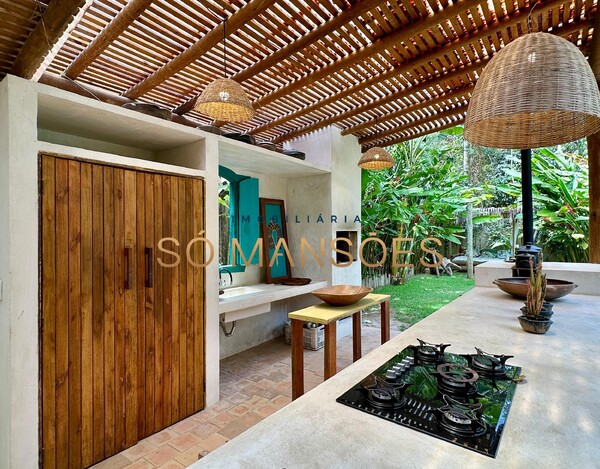 Casa à Venda no Condomínio Coqueiral – Trancoso/BA.