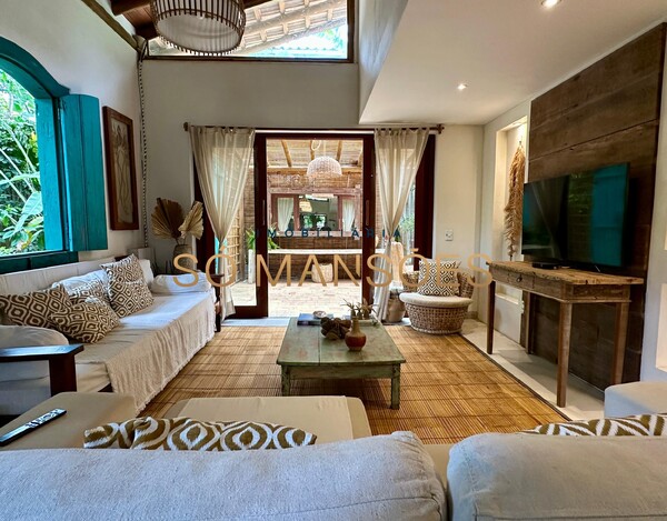 Casa à Venda no Condomínio Coqueiral – Trancoso/BA.