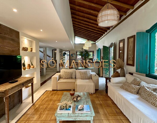 Casa à Venda no Condomínio Coqueiral – Trancoso/BA.